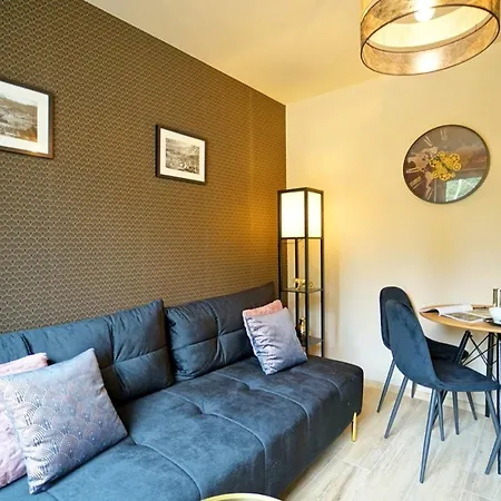 Every Sky Szklarska Poreba, Zeromskiego 15c-5